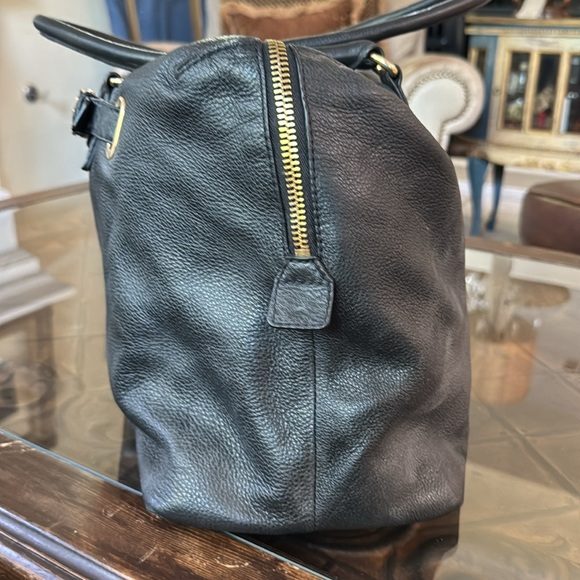 Michael Kors Hamilton Tote and Wallet set - Picture 5 of 11